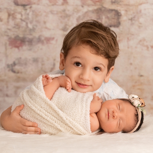 Meet your Posher, Donna - Picture 3 of 3